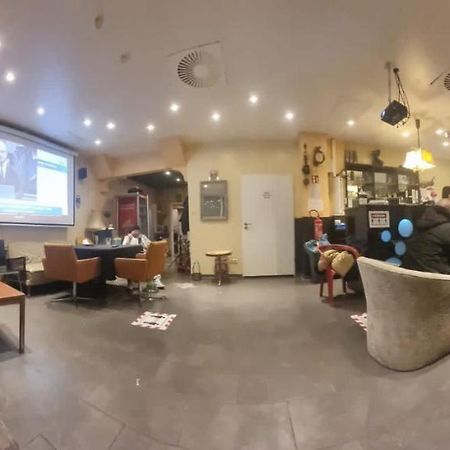 Elifim Hotel Berlin Bagian luar foto