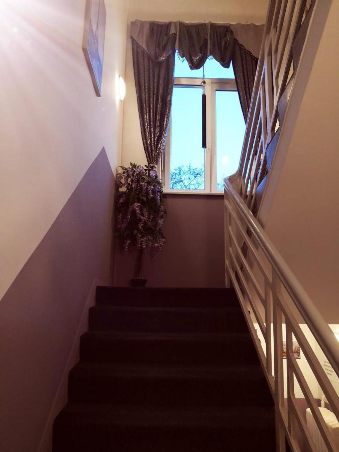Elifim Hotel Berlin Bagian luar foto