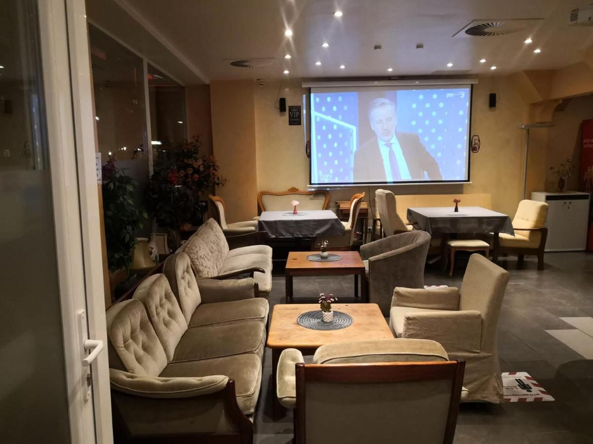 Elifim Hotel Berlin Bagian luar foto