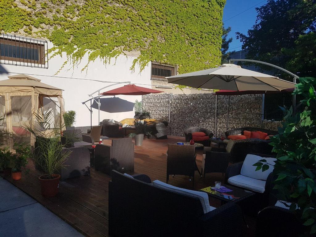 Elifim Hotel Berlin Bagian luar foto